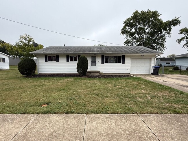 property at 417 W Abraham St