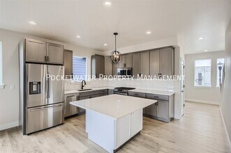 1353 Baker St in Longmont, CO - Building Photo - Building Photo