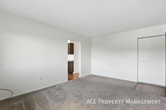 733 Dakota Dr in Rapid City, SD - Building Photo - Building Photo