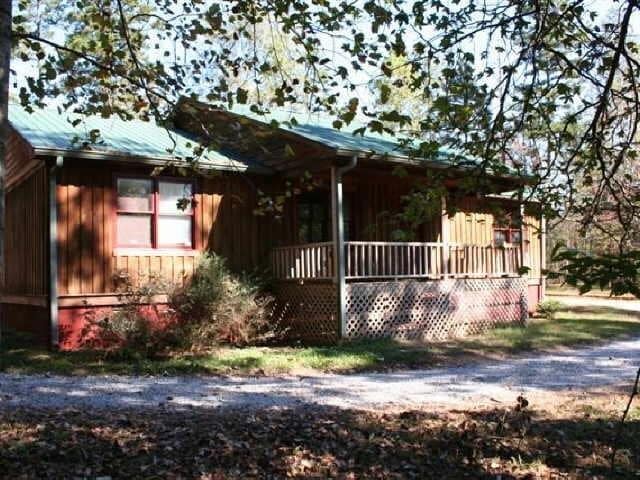 184 Moore Rd