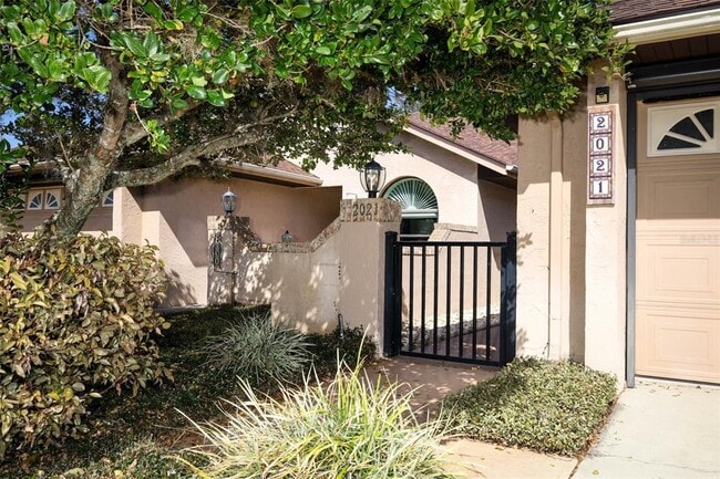 2021 Arbor Way in Mount Dora, FL - Building Photo - Building Photo