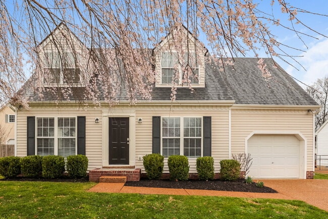 property at 2853 Sutherland Dr