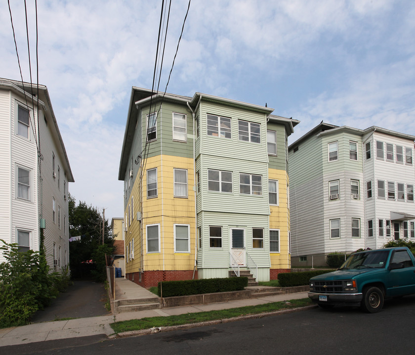 20 Horace St in New Britain, CT - Building Photo