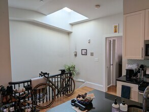 87 3rd St, Unit #3 in Cambridge, MA - Building Photo - Building Photo