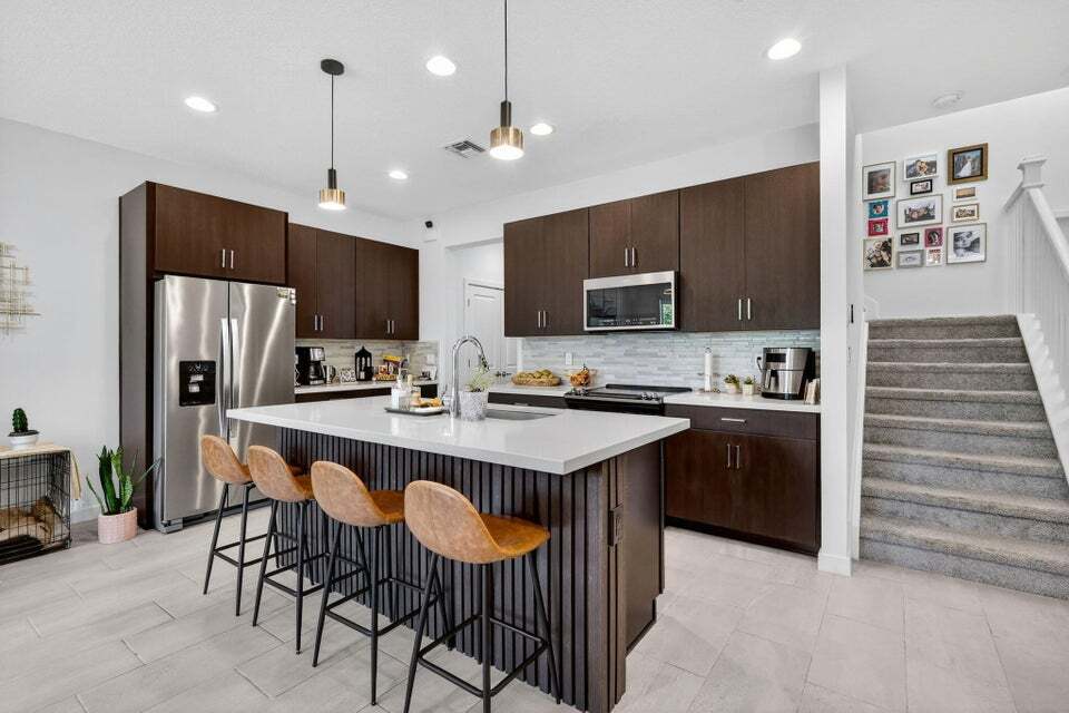 4388 Serpens Ln in Wellington, FL - Foto de edificio