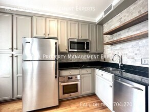 712 Louise Ave in Charlotte, NC - Building Photo - Building Photo