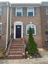 1468 N Quinn St in Arlington, VA - Building Photo