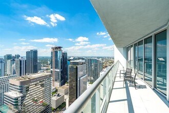 495 Brickell Ave in Miami, FL - Building Photo - Building Photo