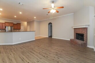 1625 Salado Tr in Weatherford, TX - Building Photo - Building Photo