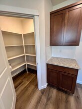 3667 Ford Dr in Medford, OR - Building Photo - Building Photo