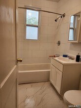 469 Wethersfield Ave in Hartford, CT - Building Photo - Building Photo