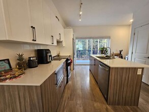 2267 McKenzie Rd in Abbotsford, BC - Building Photo - Building Photo