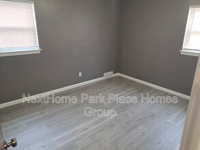 3000 Dartmouth Dr in Midland, MI - Building Photo - Building Photo