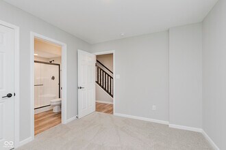 4140 Douro Trl in Westfield, IN - Foto de edificio - Building Photo