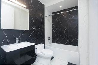 532 E 142nd St in Bronx, NY - Building Photo - Building Photo