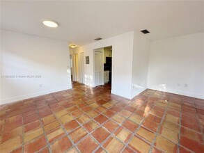2918 Bird Ave in Miami, FL - Building Photo - Building Photo