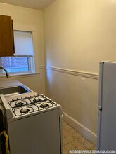 163 Summer St, Unit 8 in Somerville, MA - Foto de edificio - Building Photo