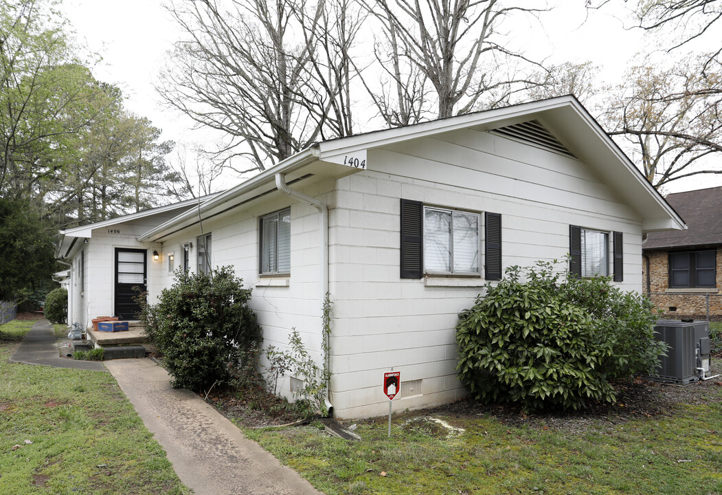 1404-1406 Varsity Dr in Raleigh, NC - Building Photo