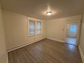 130 Harvey Ave in Linwood, PA - Building Photo - Building Photo