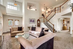 20721 E 40th Ave in Denver, CO - Building Photo