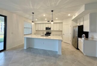 5624 Summit Point Cir in Bradenton, FL - Building Photo - Building Photo