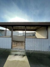 1889 Emma Lee Ln in Hanford, CA - Building Photo - Building Photo