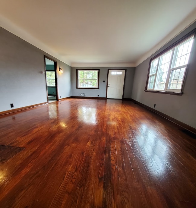 property at 919 E Alder St