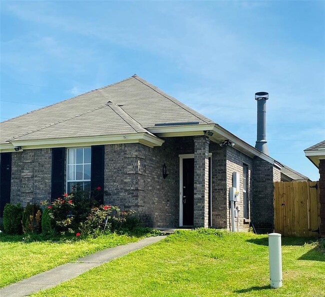 1329 Centerfield Ct in Montgomery, AL - Building Photo - Building Photo