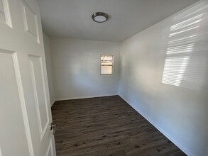 510 S Pomona Ave in Fullerton, CA - Building Photo - Building Photo