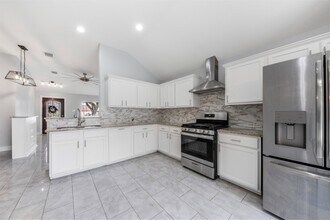 6322 Atlasridge Dr in Houston, TX - Building Photo - Building Photo