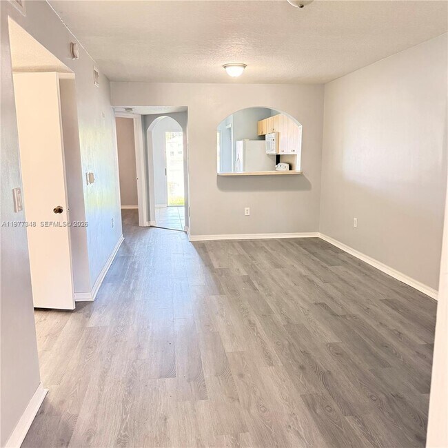 2910 SE 13th Ave in Homestead, FL - Building Photo - Building Photo