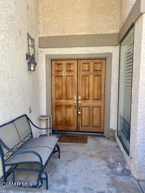 26015 Alizia Canyon Dr in Calabasas, CA - Foto de edificio - Building Photo