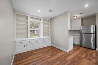 209 Moss Hill Ln in Conroe, TX - Building Photo - Building Photo