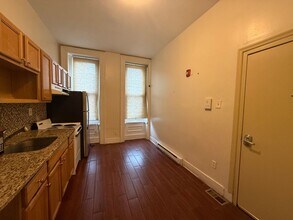 1819 W Oxford St in Philadelphia, PA - Building Photo - Building Photo