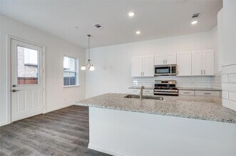 2414 Ash Ln in Sachse, TX - Building Photo - Building Photo