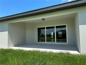 3756 NE 13th Pl in Cape Coral, FL - Building Photo - Building Photo