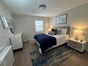 Lakeview Apartments in Leonia, NJ - Building Photo - Building Photo