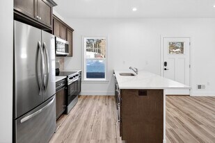 Hemlock Manor 55+ Active Senior Community in Schenectady, NY - Building Photo