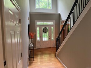 2 Blackstone Ct in Danbury, CT - Building Photo - Building Photo