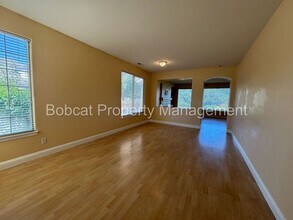 1231 Flintwood Dr in Carson City, NV - Building Photo - Building Photo