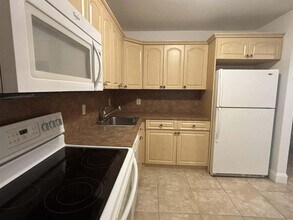 9264 Vista Del Lago in Boca Raton, FL - Building Photo - Building Photo