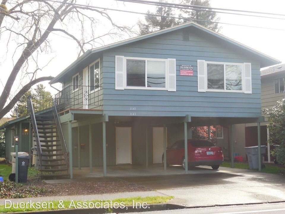 1641 NW Kings Blvd in Corvallis, OR - Building Photo