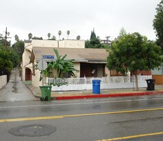 1452 Silver Lake Blvd Apartments