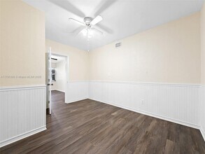 1311 N 19th Ave in Hollywood, FL - Building Photo - Building Photo
