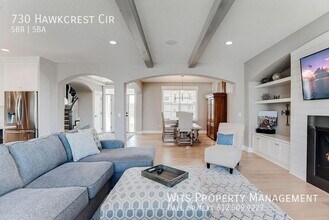 730 Hawkcrest Cir in Chanhassen, MN - Building Photo - Building Photo
