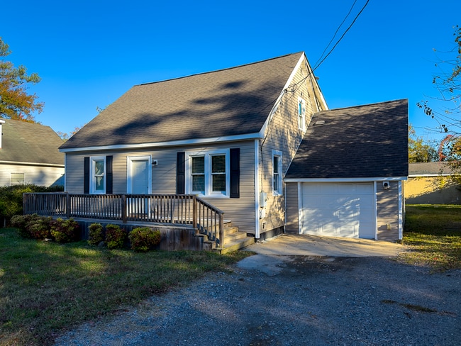 property at 25 W Sunset Rd