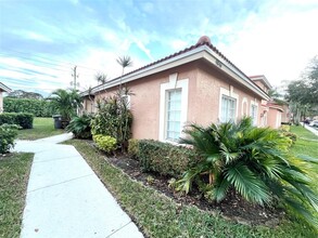 9846 Kamena Cir, Unit 9846 in Boynton Beach, FL - Building Photo - Building Photo