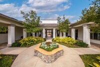 Kingsland West photo'