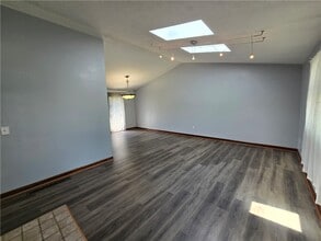 237 Countess Dr in West Henrietta, NY - Building Photo - Building Photo