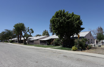 Rancho Laguna Apartments in Lake Elsinore, CA - Building Photo - Building Photo